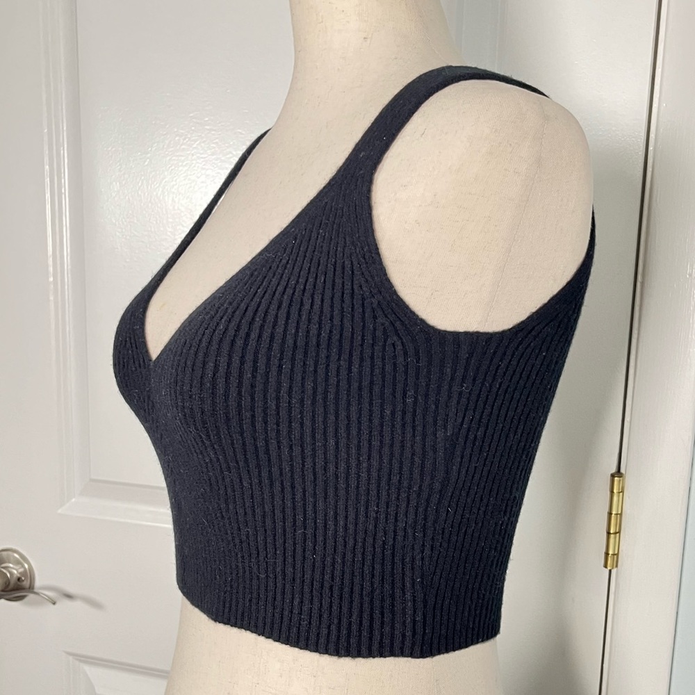 J.Crew Cashmere-blend cropped sweater-tank size S NWT - Picture 6 of 10